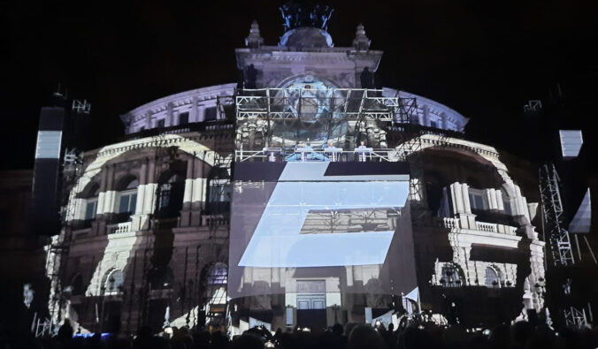 Kraftwerk Dresden Semper Oper